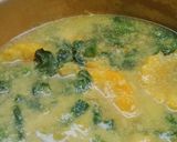 Foto langkah ke 5 dari resep Sayur santan bayam kuah kuning.