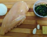 Foto del paso 1 de la receta: De re"chupe"te de pollo y langostinos