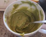 Une image de l'étape 2 de Verrine betterave rouge avocat.