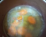 Foto langkah ke 2 dari resep Sop Telur Puyuh.