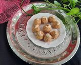 A picture of step 3 of Dates besan ladoo.