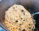 Foto del paso 4 de la receta: Salsa de ajo y aceitunas para pasta