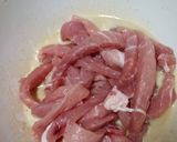 รูปขั้นตอนการทำที่ 2 ของ หมูหมักนม