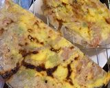 A picture of step 2 of Vietnamese Grilled Rice Paper (Bánh Tráng Nướng).