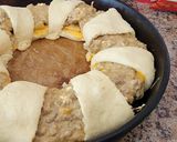 A picture of step 5 of Cheesy Taco Ring.