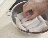 Foto del paso 1 de la receta: Ensaladilla de merluza con patatas paja