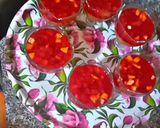 صورة لخطوة 3 من وصفة تحلية الفلان فاني وفراولة مع الفواكه🍓🍑🍌🍸