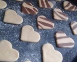 Foto del paso 2 de la receta: Galletitas de manteca (animal print)