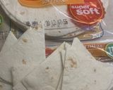 A picture of step 3 of Nachos Refritos.