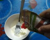 A picture of step 2 of Mayonnaise Sandwich.