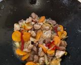 Foto langkah ke 5 dari resep Kwetiau Siram.