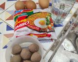 Foto langkah ke 1 dari resep Mie Telur Satu Wajan.