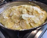 Une image de l'étape 8 de Gratin de pommes de terre façon dauphinoise à l'ail confit et deux fromages.