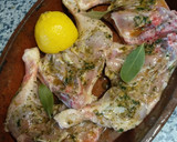 Foto del paso 2 de la receta: Pollo asado a las finas hierbas con patatas