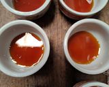 Foto langkah ke 3 dari resep Puding Custard Karamel Kukus Simpel dan Mudah.