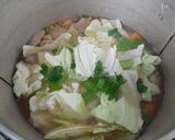 Foto langkah ke 3 dari resep Sup Bakso & Sayuran.