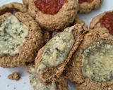 Foto del paso 5 de la receta: Galletitas Pepas de Avena y Harina Integral con Roquefort, Membrillo y Dulce de Leche