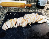 Foto del paso 3 de la receta: Pechuga de pavo en salsa de queso y arándanos con miel