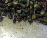 A picture of step 2 of Bhindi Qeema..
