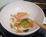 Foto langkah ke 1 dari resep Udang Saus Padang.