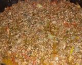 Foto del paso 2 de la receta: Carne molida con chile, mermelada de tomate y tortillas de queso