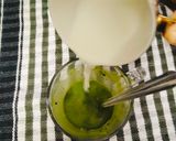 A picture of step 2 of MATCHA LATTE (Matcha green tea).