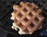 A picture of step 5 of California Farm Saffron Ice Cream Sandwich.