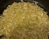 Foto del paso 1 de la receta: Merluza en salsa de gambas