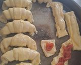 Foto del paso 10 de la receta: Medialunas y facturas de manteca