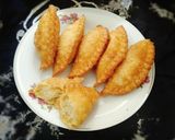 Foto langkah ke 7 dari resep Pastel Renyah Isi Bihun.