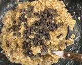 Foto del paso 3 de la receta: Galletitas de avena y banana con chips de chocolate