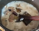 A picture of step 1 of Mutton kesar pulao.