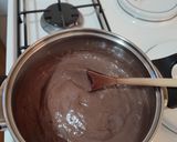 Csokis-epres desszert kekszalappalđđ« recept fĂĄzis 2 fotĂłja