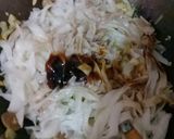 Foto langkah ke 2 dari resep Kwetiaw Goreng.