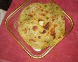 A picture of step 5 of Peas paratha.