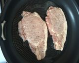 A picture of step 5 of Ginger Pork.