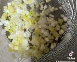 Foto del paso 2 de la receta: Desayuno Fácil y rápido (Omelette y verde frito)
