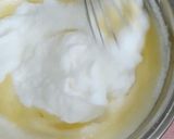 Foto langkah ke 4 dari resep Durian Chiffon Cake.