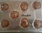 A picture of step 4 of Heart & Roses Chocolates.