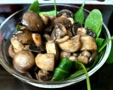 A picture of step 2 of My Sauteed Garlic Mushrooms. 💛.