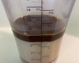 Foto del paso 2 de la receta: Helado de café ☕️ con trocitos de chocolate negro🍫!!