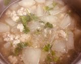 รูปขั้นตอนการทำที่ 5 ของ ต้มหัวไชเท้าไก่สับใส่วุ้นเส้น