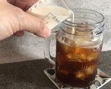 Foto langkah ke 8 dari resep How to Make : Milk Tea | Our Channel.