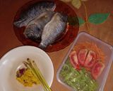 Foto langkah ke 1 dari resep Ikan nila bumbu kuning.