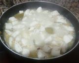 Foto del paso 4 de la receta: Dados de pollo al ajillo picantes
