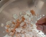 A picture of step 2 of Bread upma.