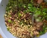 صورة لخطوة 2 من وصفة سلطة الفصوليا الخضراء 🥗🫘
