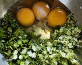 A picture of step 1 of Masala Omelette.