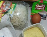 Foto langkah ke 1 dari resep Bihun Goreng Putih.
