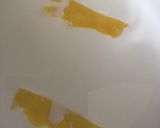 Foto del paso 1 de la receta Piña caramelizada en salsa de fresa